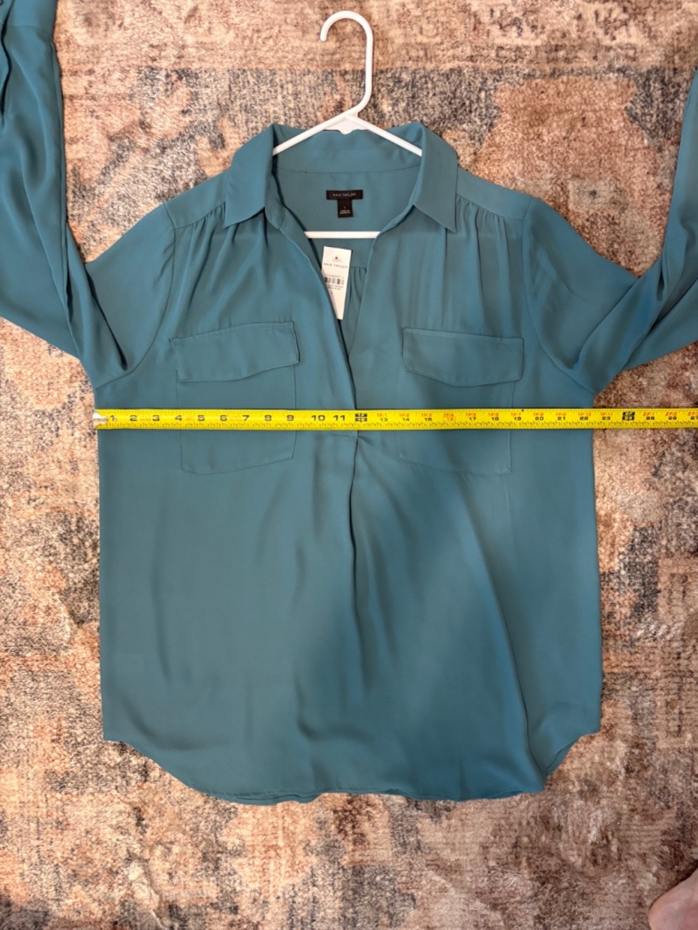 Ann Taylor Women's L/S Split-Neck Popover Camp Shirt Top Blouse L Teal NWT - Picture 6 of 9